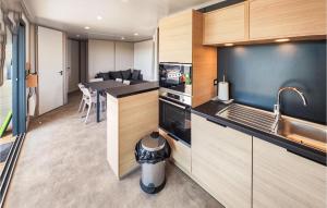 Gorgeous Home In Olonzac With Kitchen