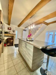 Appartements Agreable maison de ville dans petit village auvergnat : photos des chambres