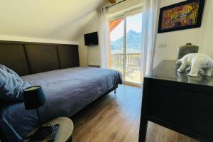 Appartements Large chalet with terrace and view in Briancon : photos des chambres