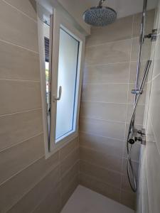 Appartements Les Tennis - Superbe appartement avec parking : photos des chambres