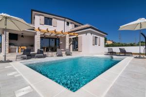 Beautiful Villa with sea view 