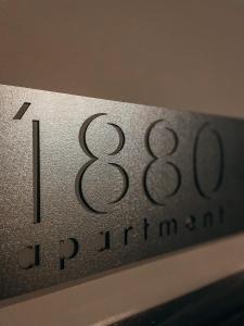 1880 Apartment with Private Parking