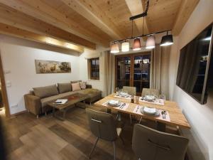 Hochalmbahnen Chalets Rauris 1-13 WE1, Maislaufeldweg 1m EG