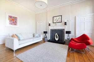 JOIVY Contemporary Flat in the New Town