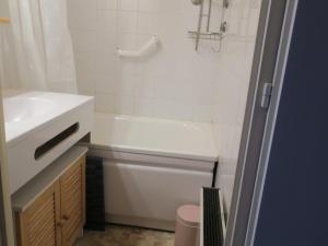 Appartement lumineux à Châtel, 3 chambres, balcon, parking, WIFI - FR-1-198-233