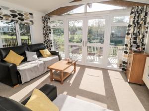 Pinecone Lodge - No 9