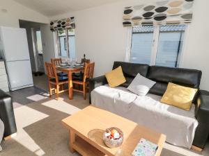 Pinecone Lodge - No 9