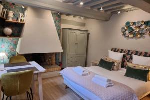 Appartements The Saint Jean Suite - Cozy for 2 - Center Honfleur : photos des chambres