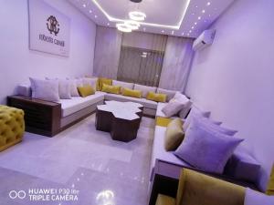 Ap 2ch city centre parking en face Hilton a cote du plage