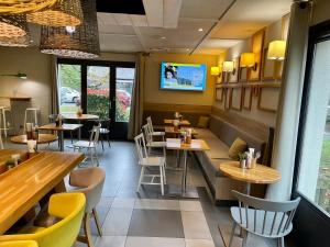 Hotels Campanile Villepinte - Parc des Expositions : photos des chambres