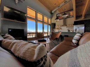 Antelope Run -The Long House