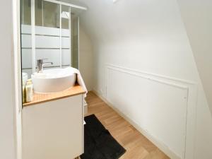 Appartements LE COCON VERSAILLAIS : photos des chambres