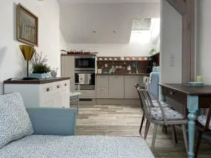 Srní-Modrý podkroví byt /dvojdomek u hotelu Vydra - Schlösselwald