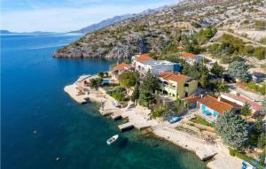 Beautiful Apartment In Lukovo Sugarje