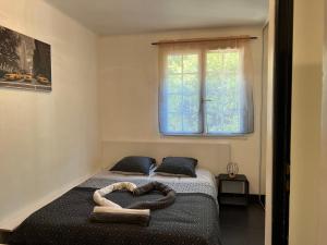 Lappart Isa&Marc T2 avec rez-de-jardin (bus aéroport) tout équipé pour 4 personnes;