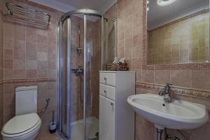 City Center Pelavin Mir