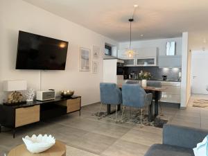 Chalet Möwenblick Rügen mit Meerblick, Sauna und Kamin