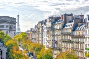 Studio Mac Mahon, Balcon-Stunning Arc de Triomphe View by B Your Home