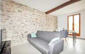 Nice Apartment In Capendu With Kitchen - Aigues-Vives