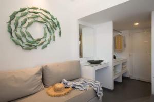 Jonaz Rooms & Suites