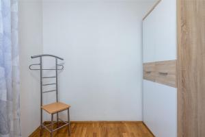 Apartments with parking space Rovinj - 12656