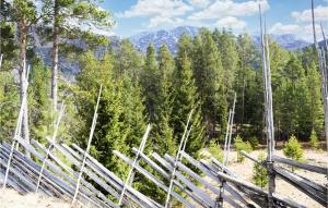 Lovely Home In Hemsedal With Wifi