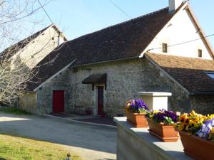 Longère bourbonnaise rénovée avec jardin à Cressanges - FR-1-489-44