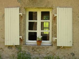 Maison de campagne charmante avec jardin au Château de Vesset - FR-1-489-64