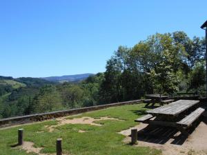 Maisons de vacances Gite La Chabanne, 6 pieces, 12 personnes - FR-1-489-343 : photos des chambres