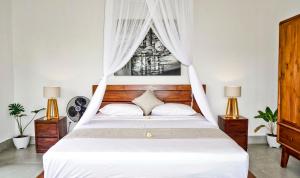 Ume Dukuh Home Sidemen