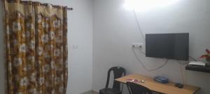 B & B Konni, Pathanamthitta