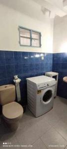 La casa amarilla Candeleda