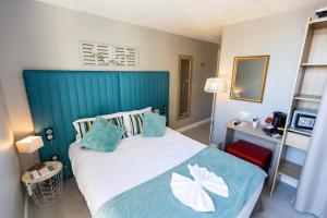Hotels The Originals Boutique, Hotel Neptune, Berck-sur-Mer : photos des chambres