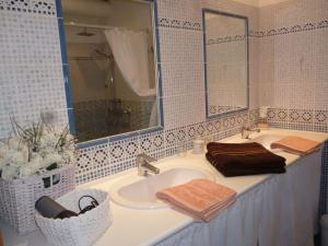 B&B / Chambres d'hotes La Bastide des Pins : photos des chambres