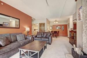 2 Bedroom Ski In, Ski Out Mountain Vacation Rental Located Next To Historic Main Street In Downtown Breckenridge