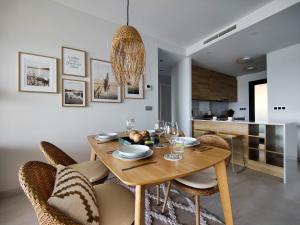 SUNSET WAVES fresh apartments