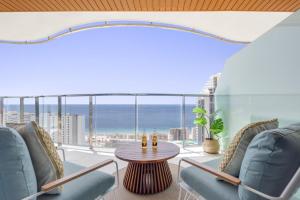 SUNSET WAVES fresh apartments