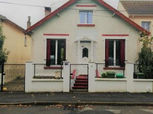 Agréable maison avec jardin proche de paris et des transports