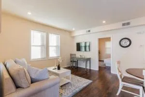 Beach 2 blocks Parking Patio - Margate City