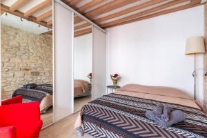 Nid damour - à 900m de la Tour Eiffel