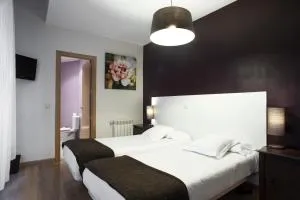 THC Gran Via Hostel - Madrid