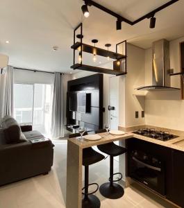 Apartamento no Boqueirão, Perto Praia com Piscina