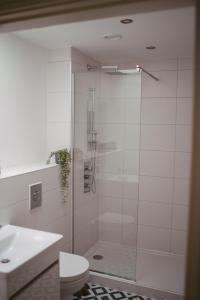 Apartment 11 Penthouse 2 bedrooms, sleeps 4