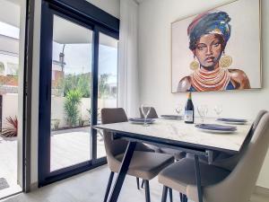 Elisa Beach Apartment - 8209