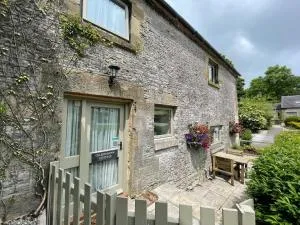 Ollerenshaw Cottage - Longnor