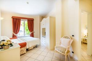 Family Suite (2 Adults + 2 Children) room in Hotel La Perla