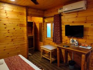 Casa Seaesta Beach Cottages and Suites