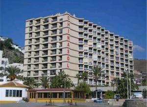 Coqueto estudio frente al mar.