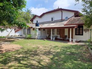 1906 Park View