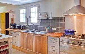 Gorgeous Home In Ascain